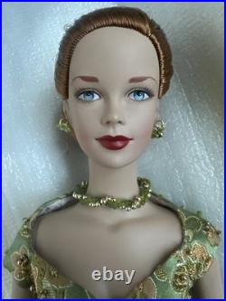 Tonner Tyler 2004 BRENDA STARR LUNCH AT THE PLAZA 16 DRESSED DOLL RARE LE 1500