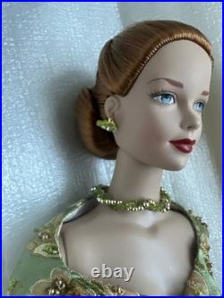 Tonner Tyler 2004 BRENDA STARR LUNCH AT THE PLAZA 16 DRESSED DOLL RARE LE 1500