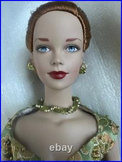 Tonner Tyler 2004 BRENDA STARR LUNCH AT THE PLAZA 16 DRESSED DOLL RARE LE 1500
