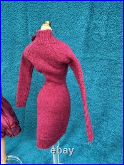 Tonner Tyler Doll Aubergine Coat Dress Panyhose Shoes Earrings Scarf Crisp Clean Tonner Tyler Doll Aubergine Coat Dress Panyhose Shoes Earrings Scarf Crisp Clean