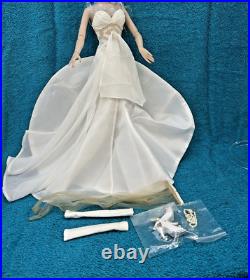 Tonner Tyler Doll Breathless Brenda Starr Torch Song Goddess Complete-no Doll