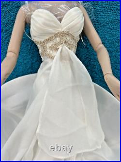 Tonner Tyler Doll Breathless Brenda Starr Torch Song Goddess Complete-no Doll