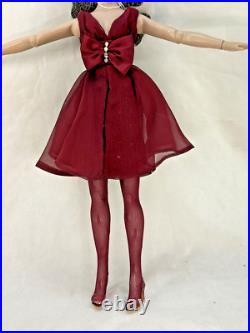 Tonner Tyler Doll Kir Royale 2008 Outfit Only Complete Displayed Briefly