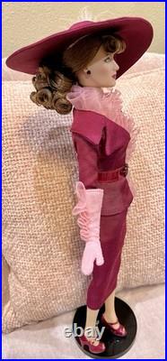 Tonner Tyler HOLLYWOOD LEGENDS MAD ABOUT THE HAT JOAN CRAWFORD 16 DOLL withBox