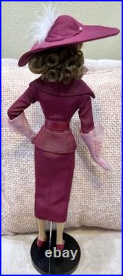 Tonner Tyler HOLLYWOOD LEGENDS MAD ABOUT THE HAT JOAN CRAWFORD 16 DOLL withBox