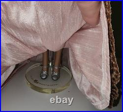 Tonner Tyler Sydney Blonde Doll With Hair Bun & Ooak Gown Tonner Tyler Sydney Blonde Doll With Hair Bun & Ooak Gown