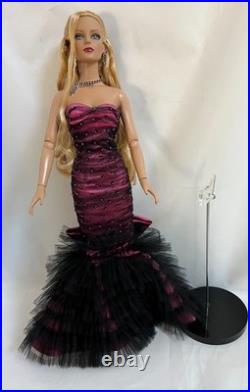 Tonner Tyler Sydney Metro Glamour 16 Fashion Doll MetroDolls Excl LE 300