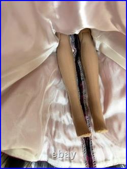 Tonner Tyler Sydney Metro Glamour 16 Fashion Doll MetroDolls Excl LE 300