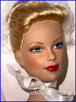 Tonner Tyler Sydney Showstopper Brenda Starr Stunningly Beautiful! Nrfb Tonner Tyler Sydney Showstopper Brenda Starr Stunningly Beautiful! Nrfb