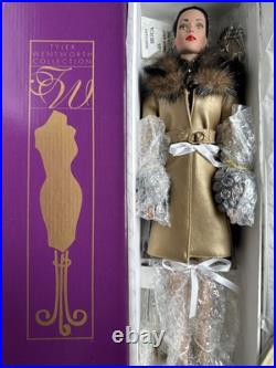 Tonner Tyler Wentworth 2001 COLLECTION ENSEMBLE D'OR 16 Doll NEW NRFB LE 100