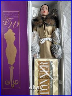 Tonner Tyler Wentworth 2001 COLLECTION ENSEMBLE D'OR 16 Doll NEW NRFB LE 100