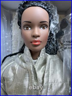 Tonner Tyler Wentworth 2002 COLLECTION URBAN SPORT ESME 16 Fashion Doll NIB NEW Tonner Tyler Wentworth 2002 COLLECTION URBAN SPORT ESME 16 Fashion Doll NIB NEW
