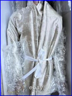 Tonner Tyler Wentworth 2002 COLLECTION URBAN SPORT ESME 16 Fashion Doll NIB NEW Tonner Tyler Wentworth 2002 COLLECTION URBAN SPORT ESME 16 Fashion Doll NIB NEW
