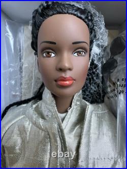 Tonner Tyler Wentworth 2002 COLLECTION URBAN SPORT ESME 16 Fashion Doll NIB NEW Tonner Tyler Wentworth 2002 COLLECTION URBAN SPORT ESME 16 Fashion Doll NIB NEW