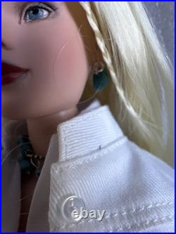 Tonner Tyler Wentworth 2002 SEVENTEEN Fashion Doll + FANTASTICALLY FRILLY OUTFIT