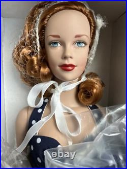 Tonner Tyler Wentworth 2003 Collection BATHING BEAUTY BRENDA STARR 16 Doll NRFB Tonner Tyler Wentworth 2003 Collection BATHING BEAUTY BRENDA STARR 16 Doll NRFB