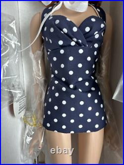Tonner Tyler Wentworth 2003 Collection BATHING BEAUTY BRENDA STARR 16 Doll NRFB Tonner Tyler Wentworth 2003 Collection BATHING BEAUTY BRENDA STARR 16 Doll NRFB