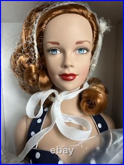 Tonner Tyler Wentworth 2003 Collection BATHING BEAUTY BRENDA STARR 16 Doll NRFB Tonner Tyler Wentworth 2003 Collection BATHING BEAUTY BRENDA STARR 16 Doll NRFB