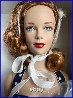 Tonner Tyler Wentworth 2003 Collection BATHING BEAUTY BRENDA STARR 16 Doll NRFB Tonner Tyler Wentworth 2003 Collection BATHING BEAUTY BRENDA STARR 16 Doll NRFB