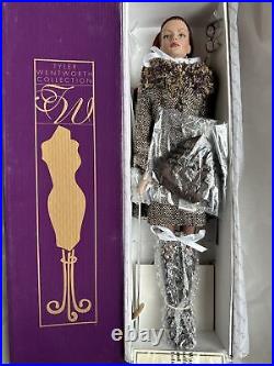 Tonner Tyler Wentworth 2003 Collection HAUTE DOLL EXCLUSIVE SYDNEY CHASE NEW NIB