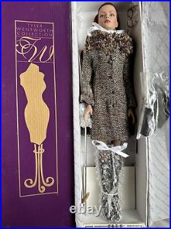 Tonner Tyler Wentworth 2003 Collection HAUTE DOLL EXCLUSIVE SYDNEY CHASE NEW NIB