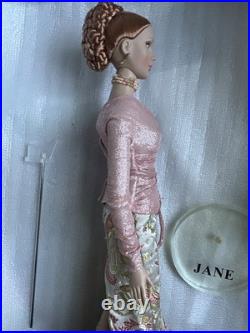 Tonner Tyler Wentworth 2003 Collection JANE SHIMMERING ROSE 16 Dressed Doll LE