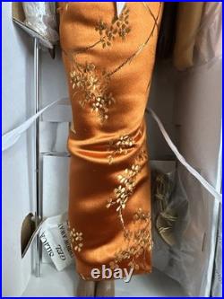 Tonner Tyler Wentworth 2004 Collection AMBER GLOW ESME 16 Dressed Fashion Doll Tonner Tyler Wentworth 2004 Collection AMBER GLOW ESME 16 Dressed Fashion Doll