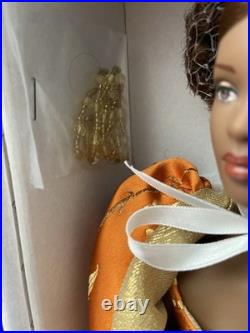 Tonner Tyler Wentworth 2004 Collection AMBER GLOW ESME 16 Dressed Fashion Doll