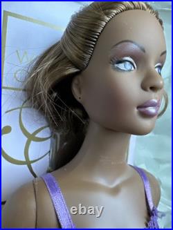 Tonner Tyler Wentworth 2004 Ready to Wear RUNWAY VIOLETTE ESME 16 Fashion Doll Tonner Tyler Wentworth 2004 Ready to Wear RUNWAY VIOLETTE ESME 16 Fashion Doll
