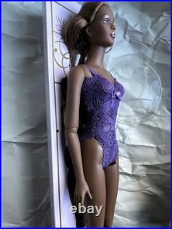 Tonner Tyler Wentworth 2004 Ready to Wear RUNWAY VIOLETTE ESME 16 Fashion Doll Tonner Tyler Wentworth 2004 Ready to Wear RUNWAY VIOLETTE ESME 16 Fashion Doll
