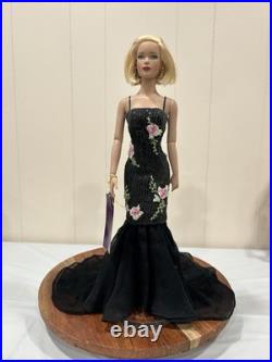 Tonner Tyler Wentworth 2005 C'Est Magnifique 16each doll