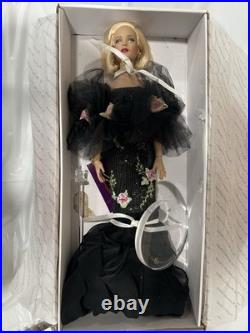 Tonner Tyler Wentworth 2005 C'Est Magnifique 16each doll