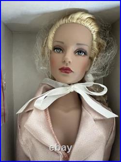 Tonner Tyler Wentworth 2005 Collection JUST DIVINE SYDNEY CHASE 16 FASHION DOLL