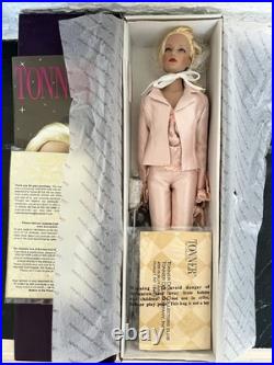 Tonner Tyler Wentworth 2005 Collection JUST DIVINE SYDNEY CHASE 16 FASHION DOLL