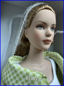 Tonner Tyler Wentworth 2006 Collection CHECK THIS OUT! 16 Dressed Fashion Doll