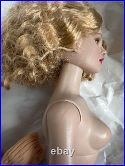 Tonner Tyler Wentworth 2006 PARISIAN ROMANTIC SUZETTE 16 DRESSED FASHION DOLL
