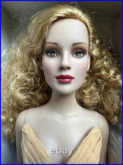 Tonner Tyler Wentworth 2006 PARISIAN ROMANTIC SUZETTE 16 DRESSED FASHION DOLL
