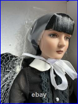 Tonner Tyler Wentworth 2007 Collection AGNES DREARY 12 Dressed Fashion Doll NIB Tonner Tyler Wentworth 2007 Collection AGNES DREARY 12 Dressed Fashion Doll NIB
