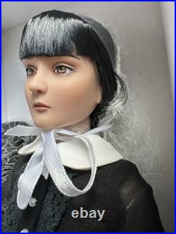 Tonner Tyler Wentworth 2007 Collection AGNES DREARY 12 Dressed Fashion Doll NIB Tonner Tyler Wentworth 2007 Collection AGNES DREARY 12 Dressed Fashion Doll NIB