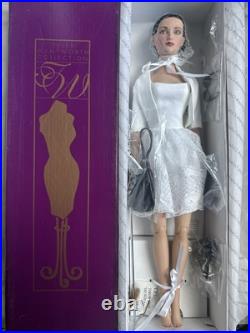 Tonner Tyler Wentworth 2007 Collection PRESS CONFERENCE EMILIE 16 DOLL NEW NIB Tonner Tyler Wentworth 2007 Collection PRESS CONFERENCE EMILIE 16 DOLL NEW NIB