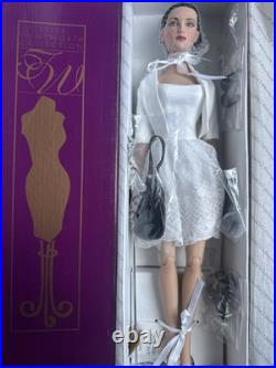 Tonner Tyler Wentworth 2007 Collection PRESS CONFERENCE EMILIE 16 DOLL NEW NIB Tonner Tyler Wentworth 2007 Collection PRESS CONFERENCE EMILIE 16 DOLL NEW NIB