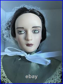 Tonner Tyler Wentworth 2008 AGNES DREARY NAUGHTY OR NICE 12 Fashion Doll NRFB