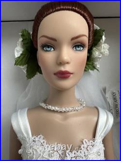 Tonner Tyler Wentworth 2009 CONVENTION I TAKE THEE MATT 16 BRIDE DOLL BW BODY