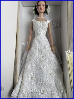 Tonner Tyler Wentworth 2009 CONVENTION I TAKE THEE MATT 16 BRIDE DOLL BW BODY