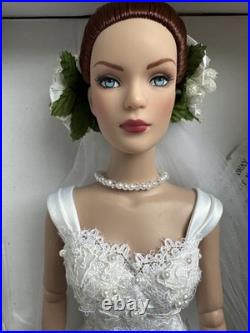 Tonner Tyler Wentworth 2009 CONVENTION I TAKE THEE MATT 16 BRIDE DOLL BW BODY