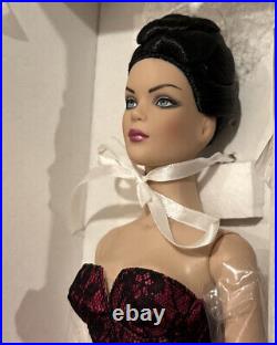 Tonner Tyler Wentworth A NIGHT TO REMEMBER 16 Fashion Doll Black Hair Gown