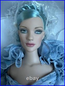 Tonner Tyler Wentworth BLUE SKIES GLINDA 16 WIZARD OF OZ Fashion Doll NEW NRFB Tonner Tyler Wentworth BLUE SKIES GLINDA 16 WIZARD OF OZ Fashion Doll NEW NRFB