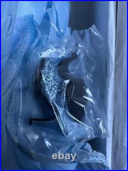 Tonner Tyler Wentworth BLUE SKIES GLINDA 16 WIZARD OF OZ Fashion Doll NEW NRFB Tonner Tyler Wentworth BLUE SKIES GLINDA 16 WIZARD OF OZ Fashion Doll NEW NRFB