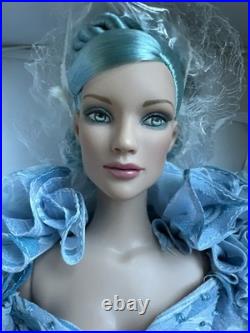 Tonner Tyler Wentworth BLUE SKIES GLINDA 16 WIZARD OF OZ Fashion Doll NEW NRFB Tonner Tyler Wentworth BLUE SKIES GLINDA 16 WIZARD OF OZ Fashion Doll NEW NRFB