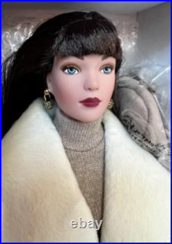 Tonner Tyler Wentworth Collection Look Of Luxe Doll Stand Outfit Tonner Tyler Wentworth Collection Look Of Luxe Doll Stand Outfit
